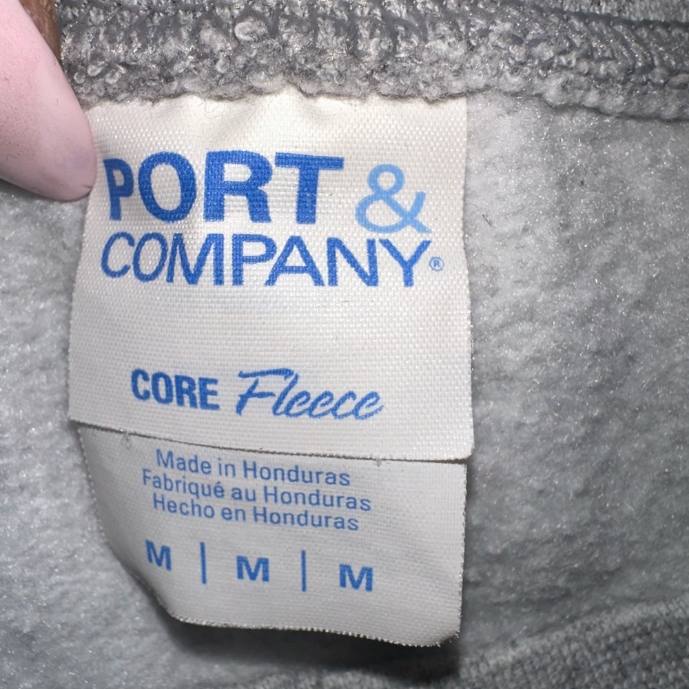 Woman’s Gray 'Mama' Sweatshirt W/Leopard Heart - Port & Company Medium - Picture 4 of 4